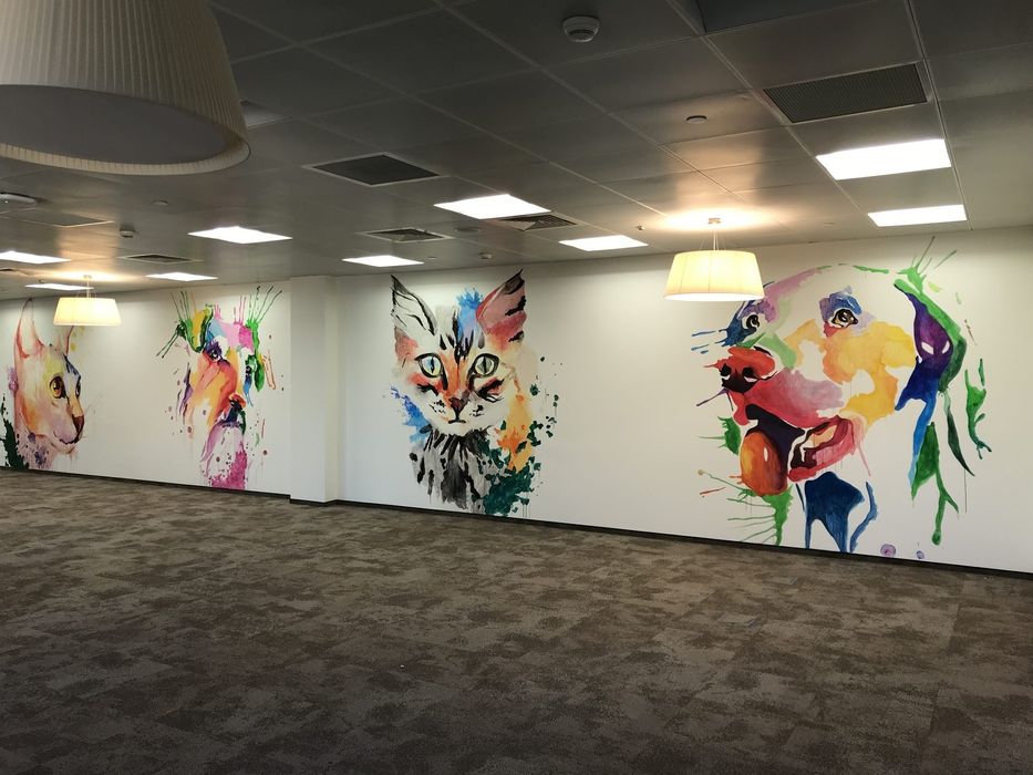 Художник.Расссом.Rassom.Devorga rasm chizish.Художник роспись стень.