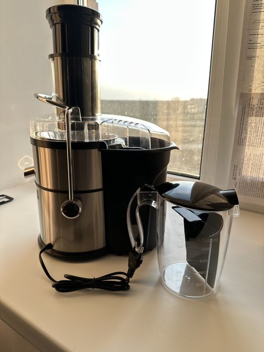 Продам новую соковыжималку