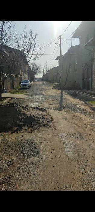 Назарбек Харакат маҳаллада 3,6 сотқ ер сотилади 1 сотиқ ер 16000 уе