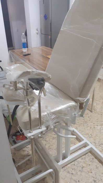 Продам геникологическое кресло новое