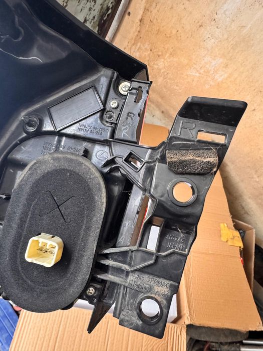 Задний стоп лексус лх 570