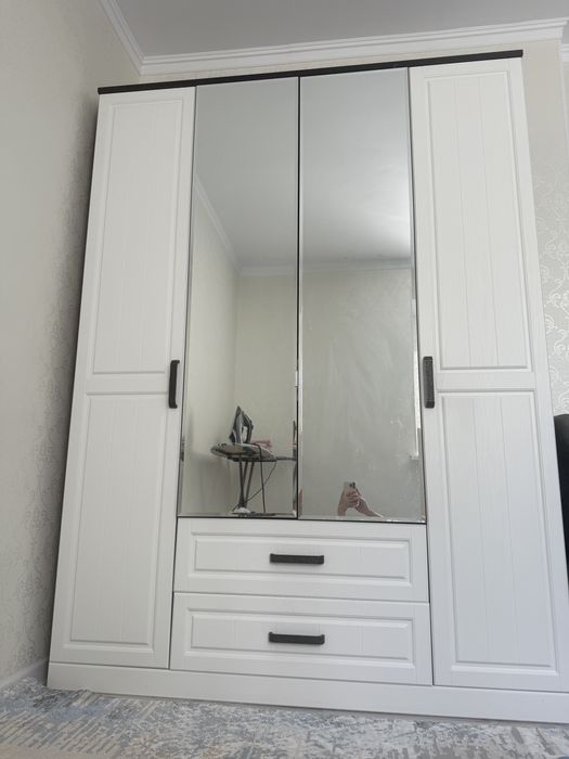 Б/у шкаф сатылады 160x218х45 см