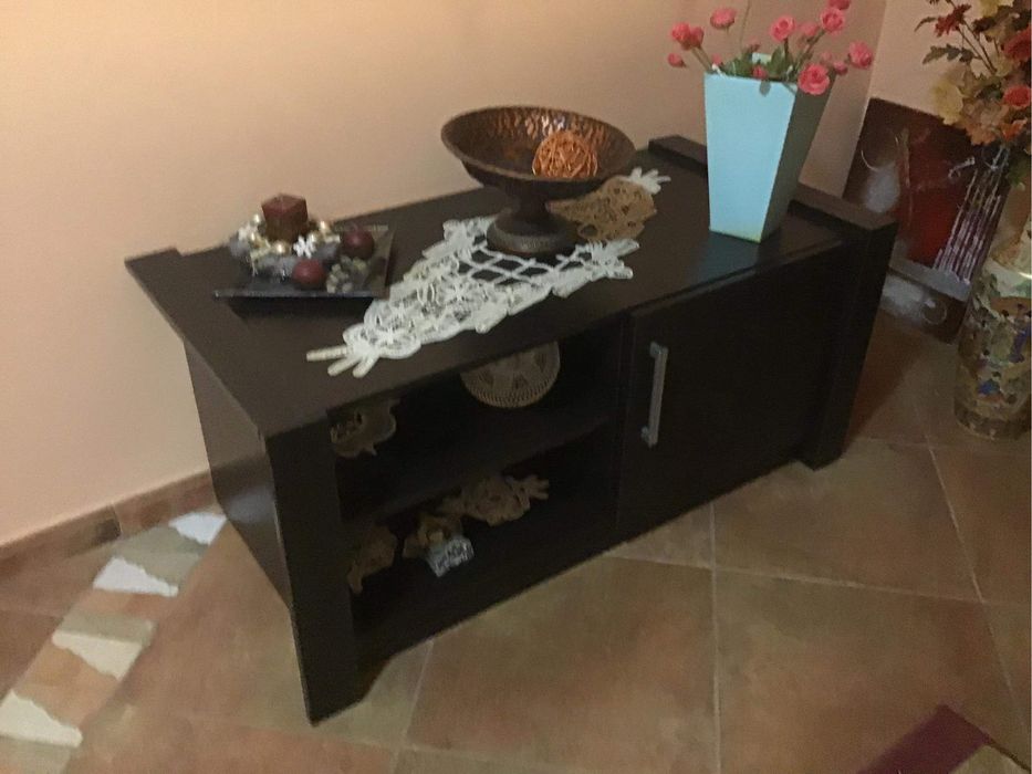 Comoda tv in stare excelenta