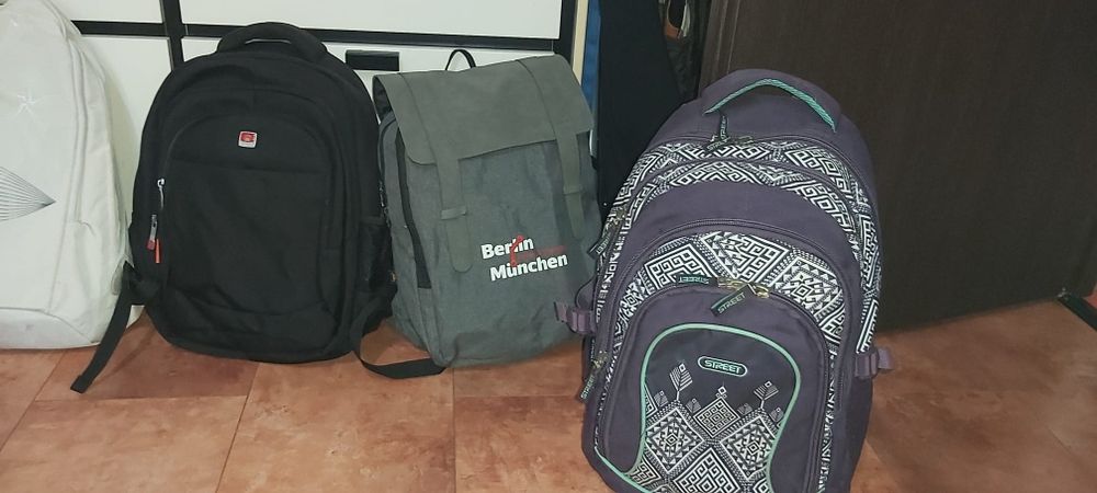 Rucsac leptop drumetie