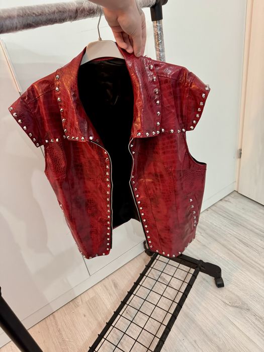 vesta custom piele piton tinte