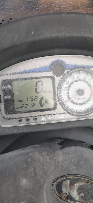Vând kimco yager gt200i