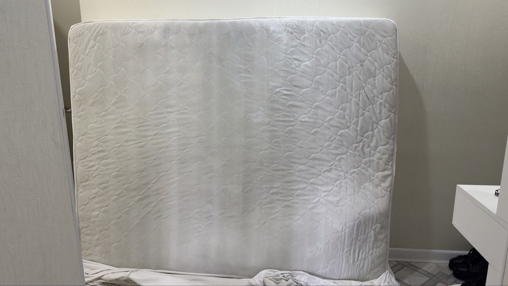 Срочно Матрас 200 на 160