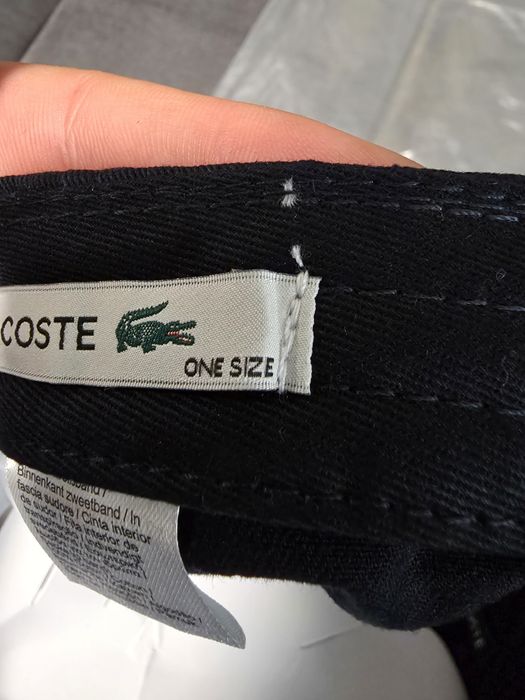Sapca Lacoste  Noua