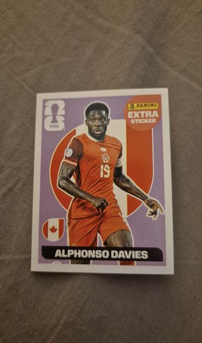 Alphonso Davies extra sticker