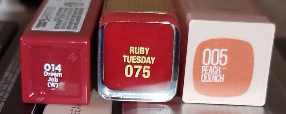 Козметика  от кутии