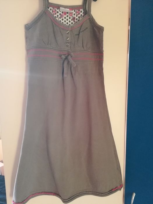 Детски  роклички Benetton...