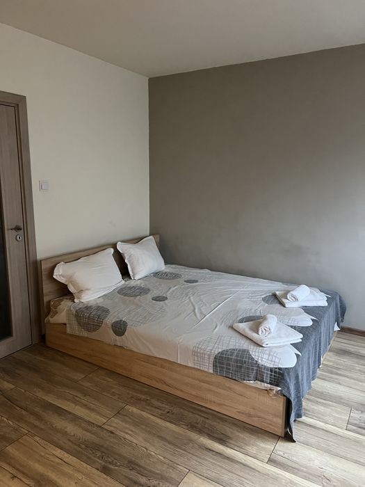 Дава се под наем Едностаен апартамент в Варна, Спортна зала - 40 кв.м за 550 € - Снимка #2