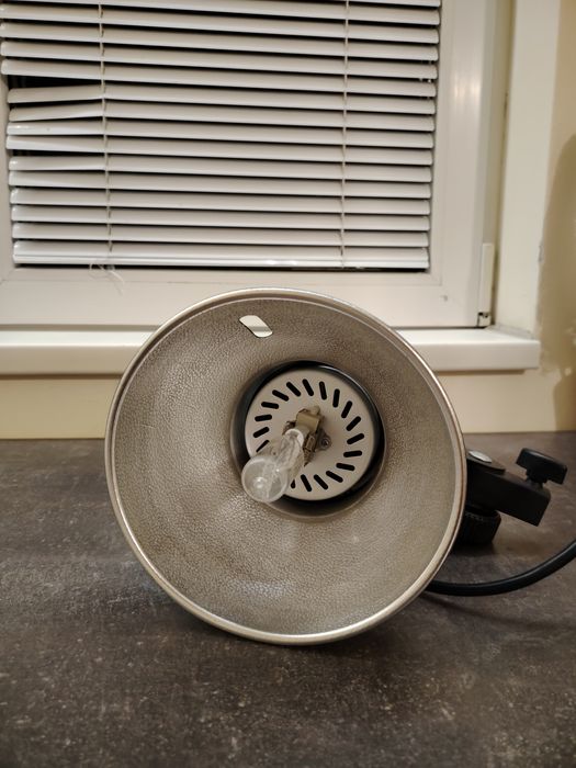 Студийна светкавица METTLE Professional Quartz Light (QL‑1000)