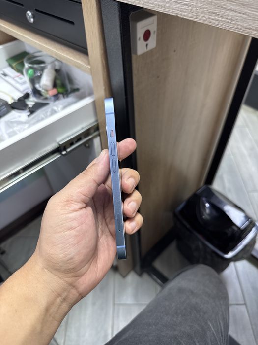 14 iphone 128GB Blue