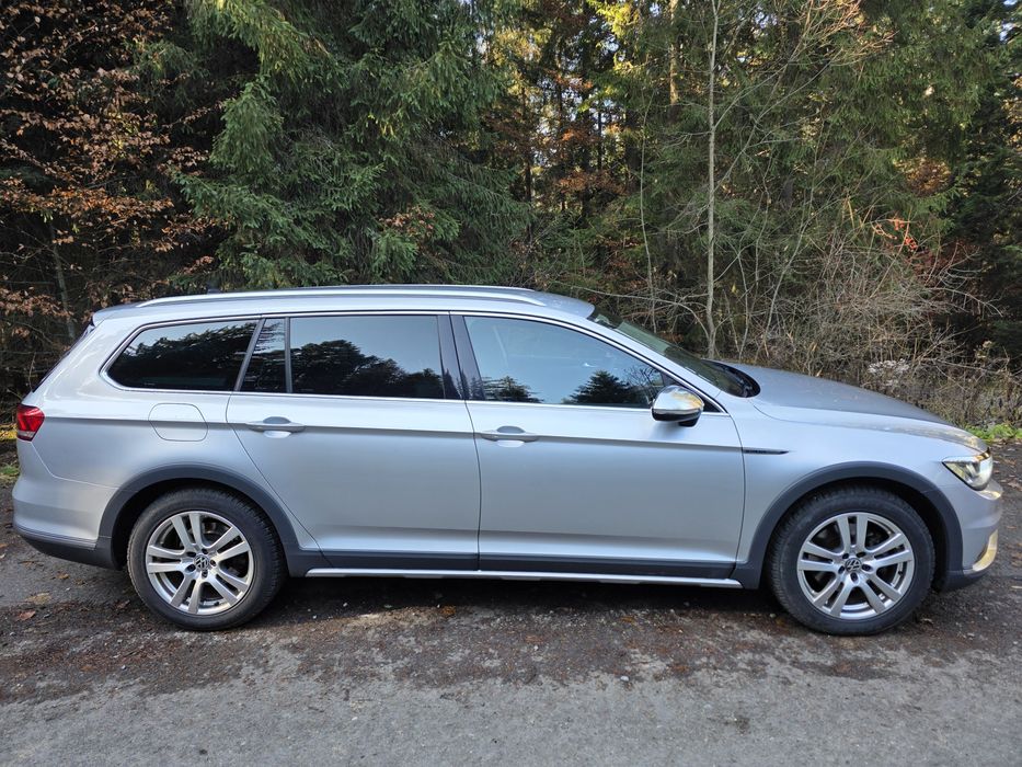 Passat B8 Alltrack an 2017 , euro 6 cutie manuală
