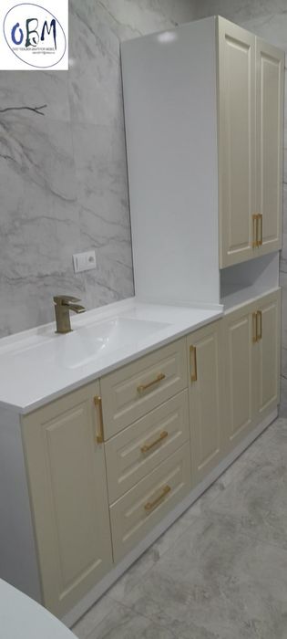 Все виды мебели и аксессуары для ванной комнаты