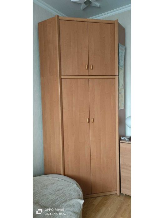 Шкаф угловой с антресолью