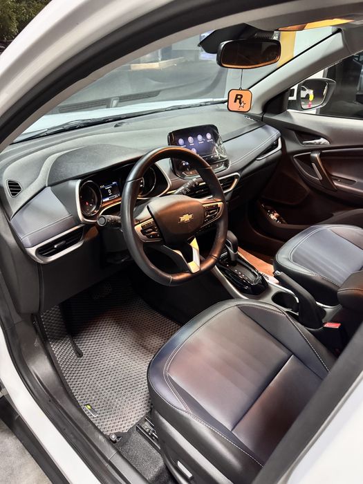 Tracker 2 Premier plus 2025 года 3 800 км