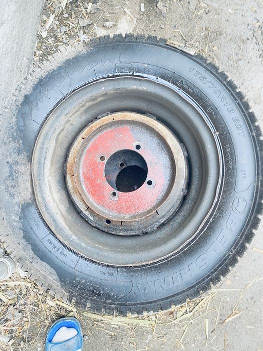 Продам колесо.