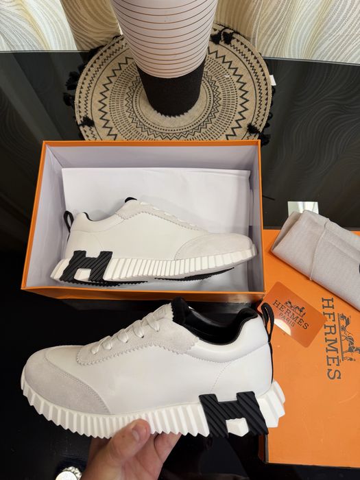 ADIDAȘI HERMES – Calitate premium