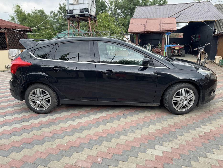 Ford focus 1.0 ecoboost  2012 titanium