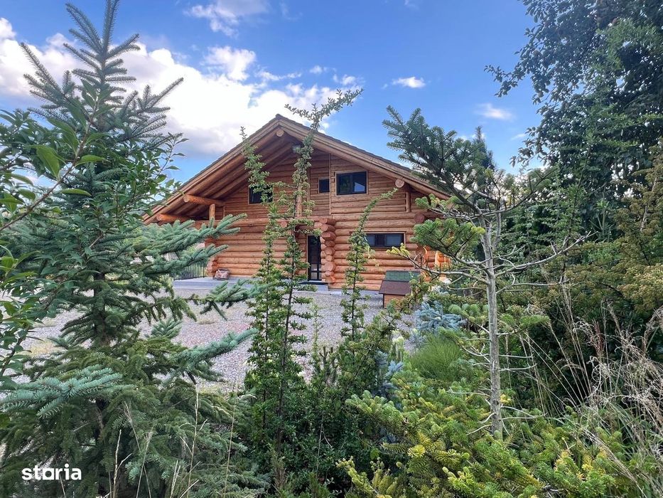 Vila din busteni DE INCHIRIAT – Lisnau, 30km de Brasov
