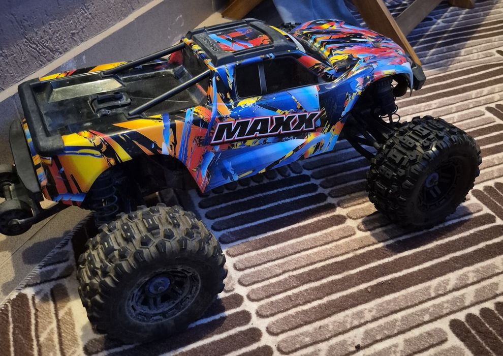 Vand automodel Traxxas Maxx