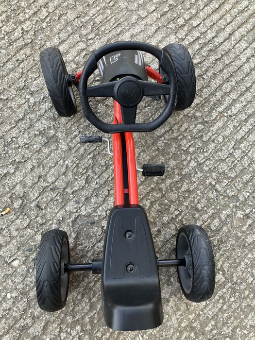 Детски картинг с педали Playtive