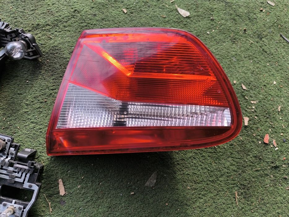 Tripla aripa / tripla  haion soclu becuri Seat Ibiza 4 combi