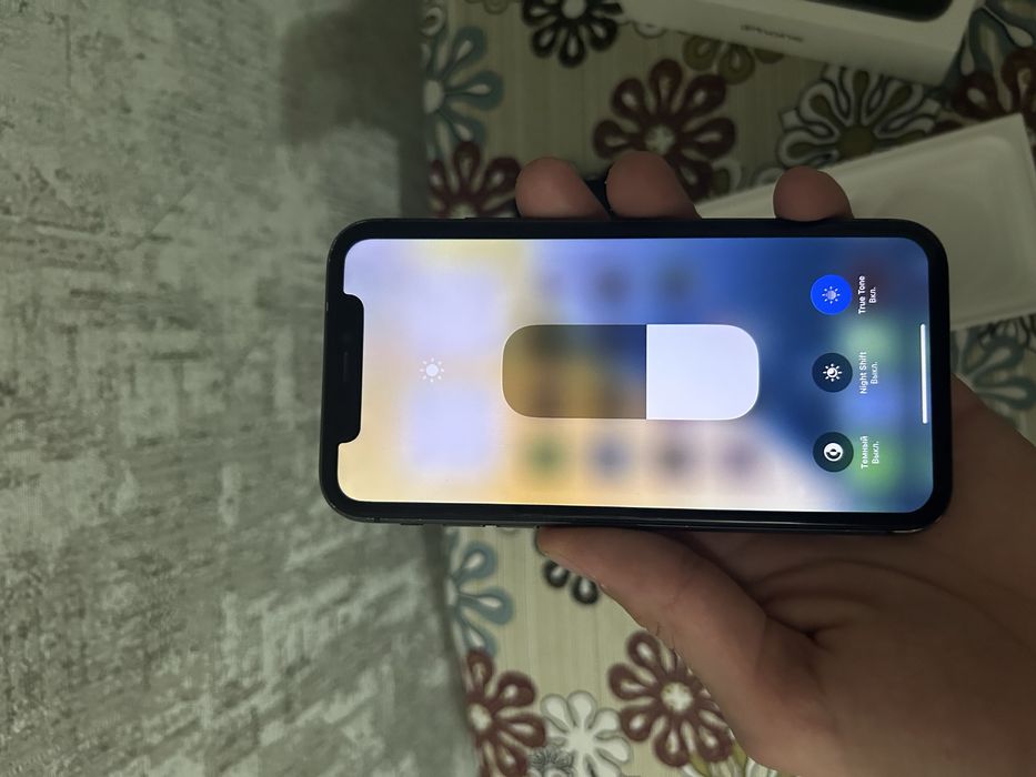 Айфон 11 256 GB идеал