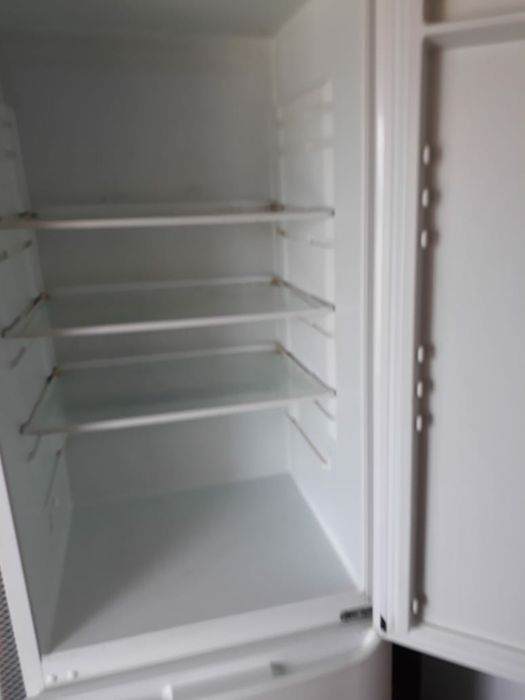 Холодильник 50 000