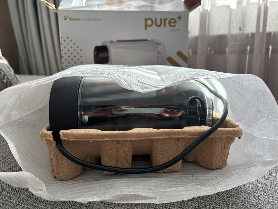 Cafissimo Pure- Бяла с подарък капсули.