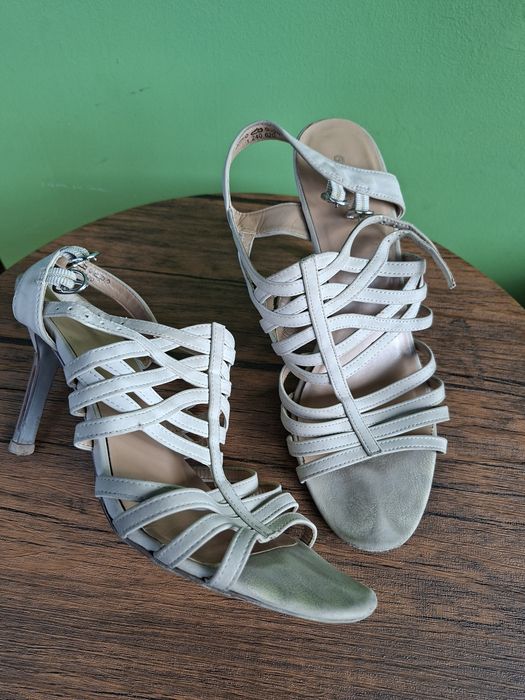 Елегантни  сандали