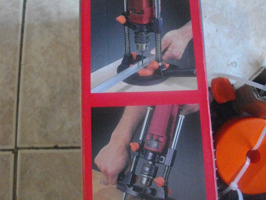 Нови:Мобилна Стойка За Бормашина KWB/К-т Метчици-Плашки М3-12-Parkside