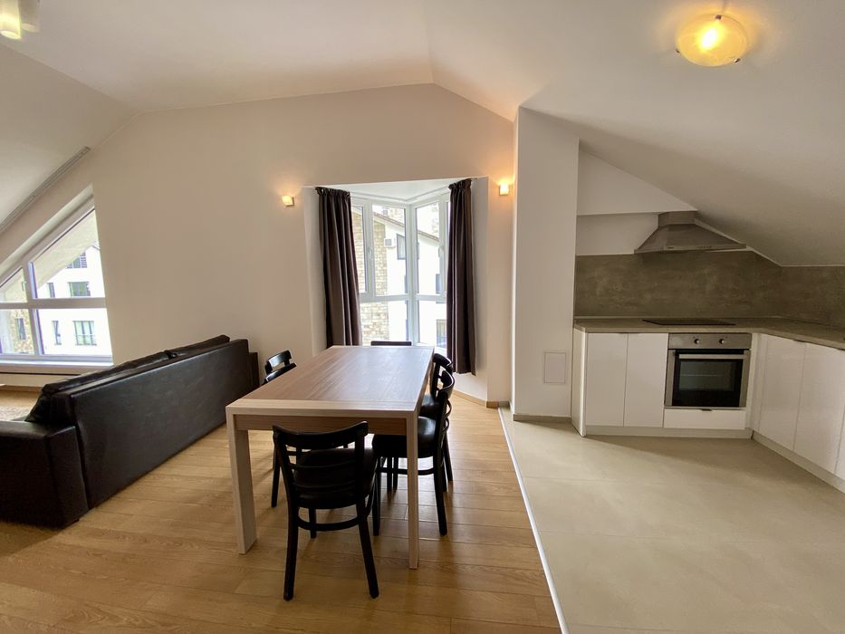 Продава се Четиристаен апартамент в Банско - 140 кв.м за 698 €/кв.м - Снимка #1