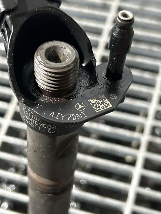 Injector Mercedes ML W164 3.0 D 2005 - 2008 224CP 642.940 (1200) Diesel A6420700587