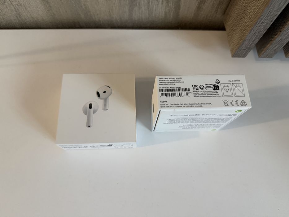Apple Airpods 4 ANC Noi Originale