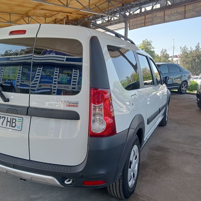 Lada Largus 2020 — 5