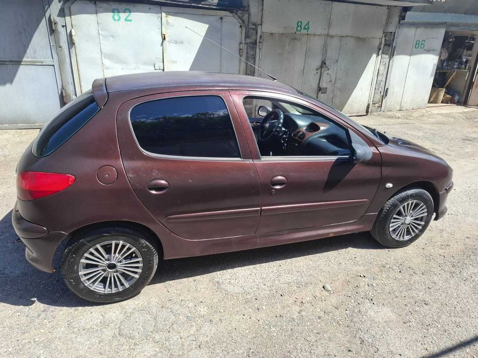 Peugeot 206 1.6 автомат