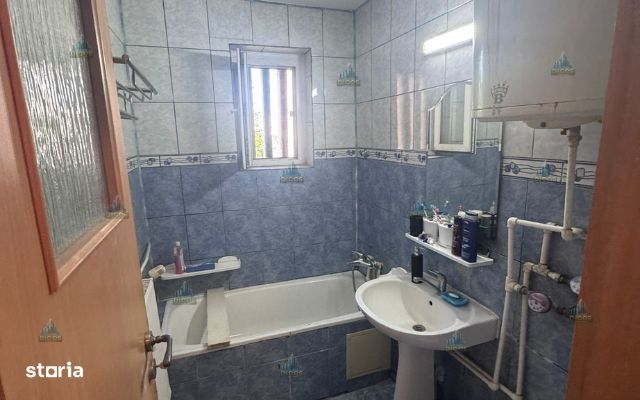 Apartament 3 camere de vânzare – Zona Centrală