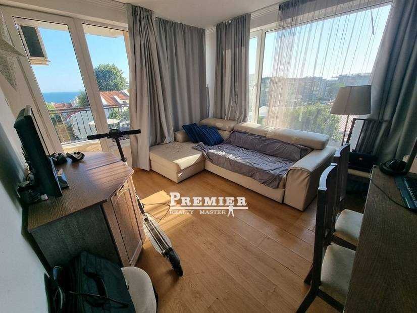 Продава се Тристаен апартамент в Свети Влас - 110 кв.м за 1291 €/кв.м - Снимка #14