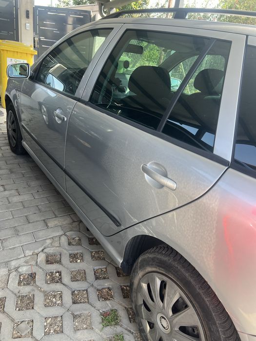 SKODA Fabia 2008 — imagine 4