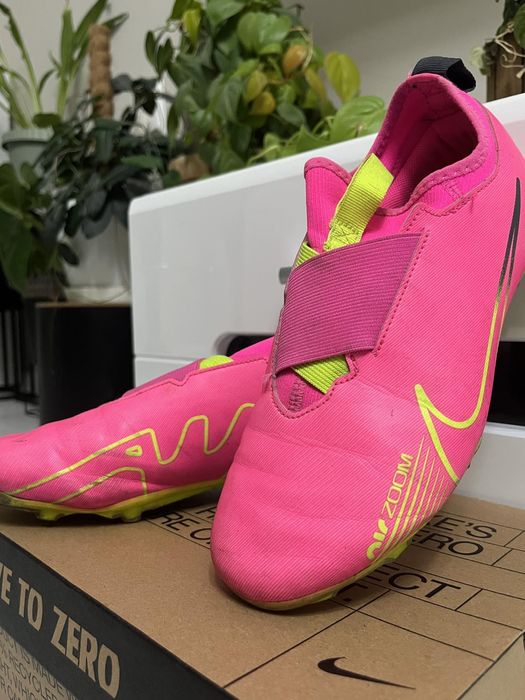 Бутонки Nike 37,5- ти номер