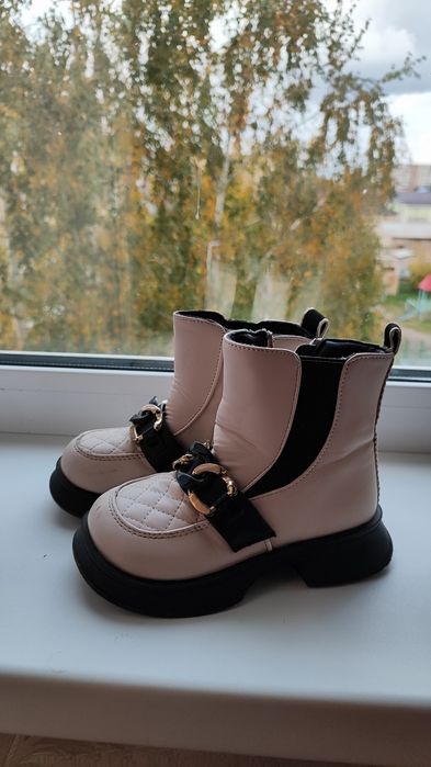 Осенние ботинки на девочку
