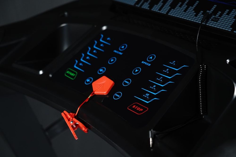 Беговая дорожка Ax 545 Грузоподъёмность 140 кг