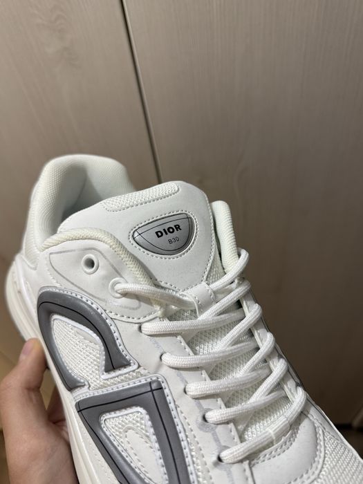 Adidasi Dior B30