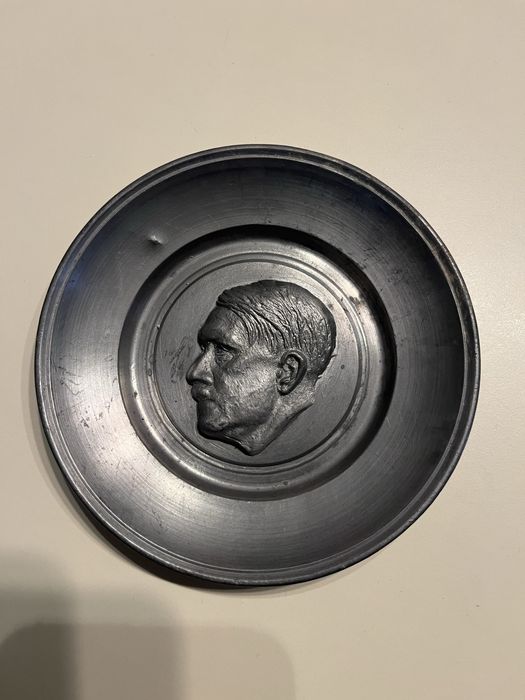 Obiect de arta  din germania naziste cu Adolf Hitler