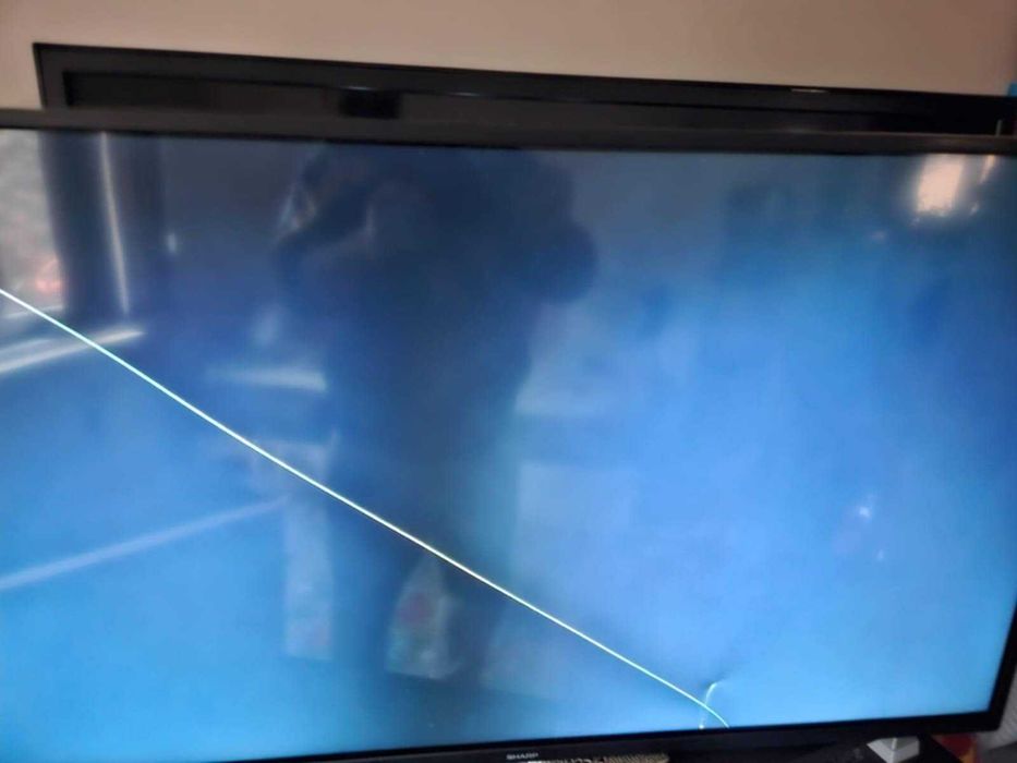 Televizor Sharp Smart ecran 40 inch spart pt piese
