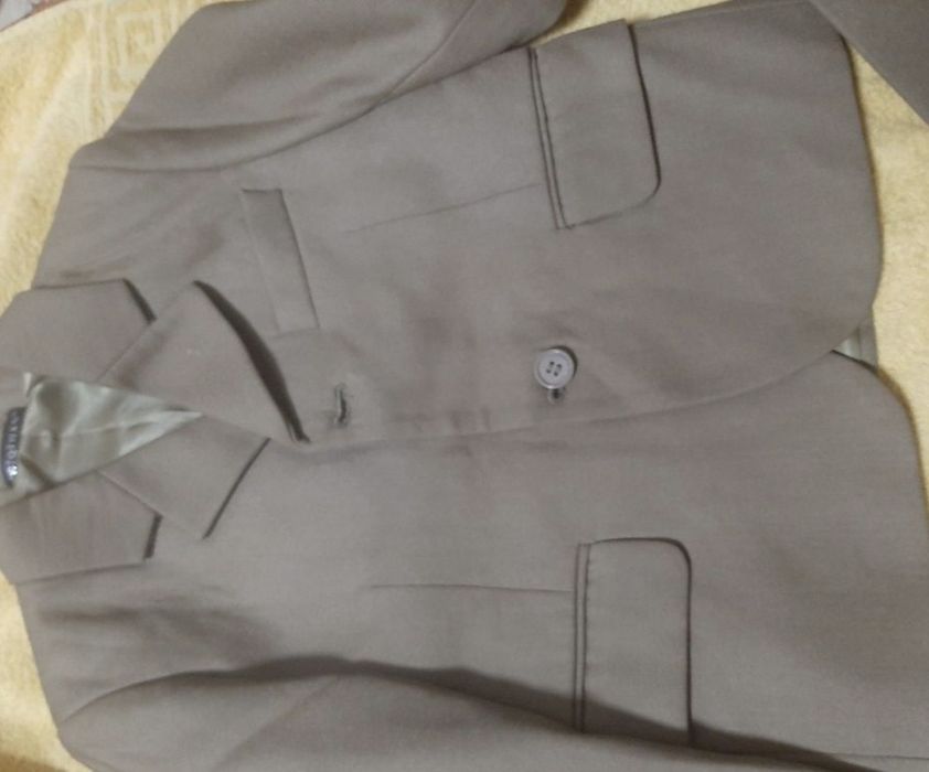 Костюм тройка 4-5лет