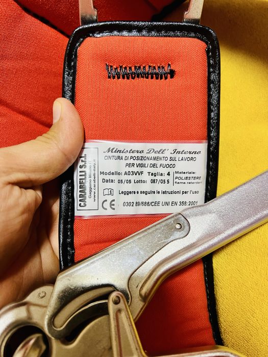 Centura de pozitionare cu mijloc de legatura nou